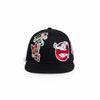 Front view – zwarte patch cap